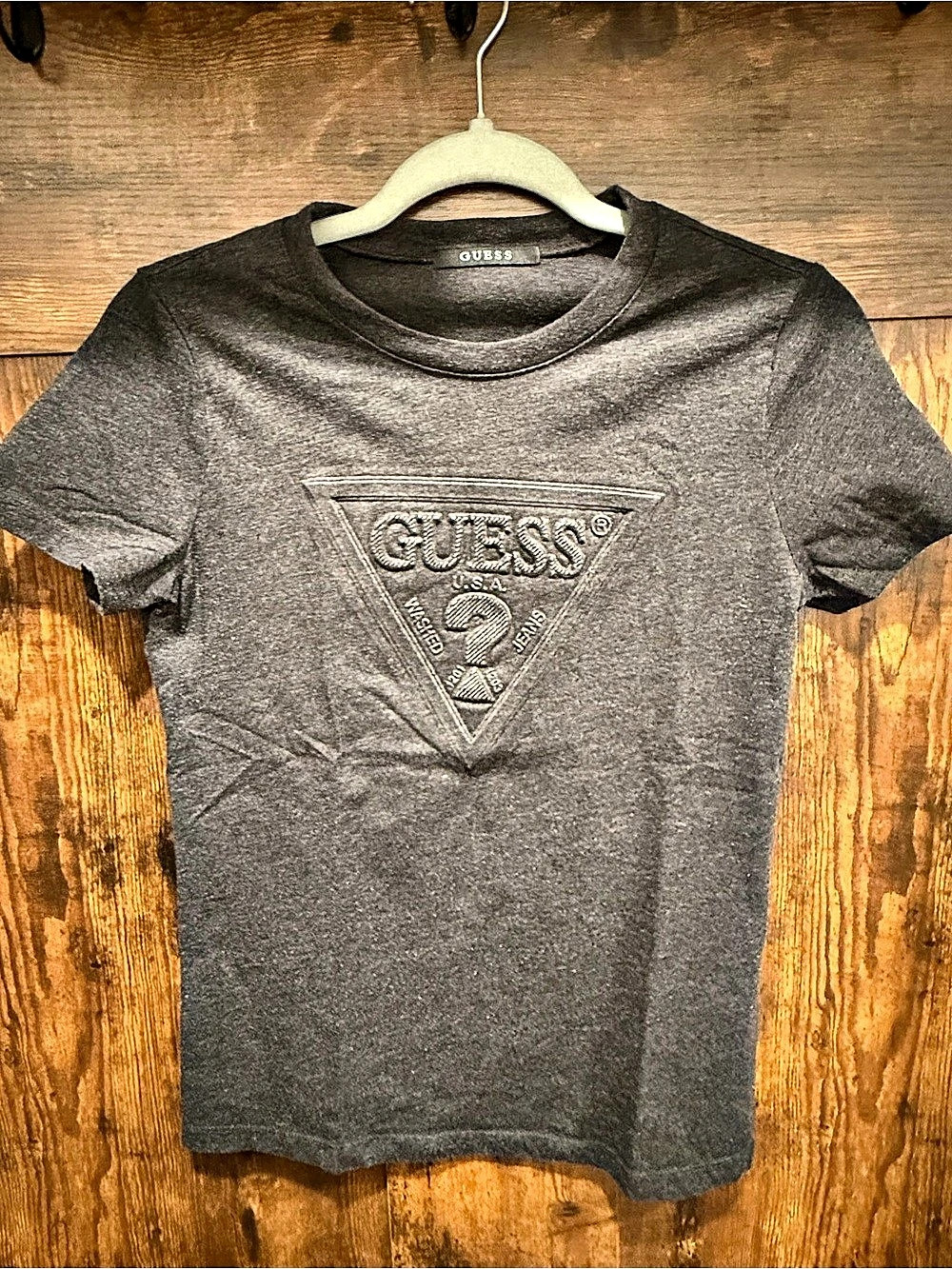 GUESS Graphic Short Sleeve Tee in Gray